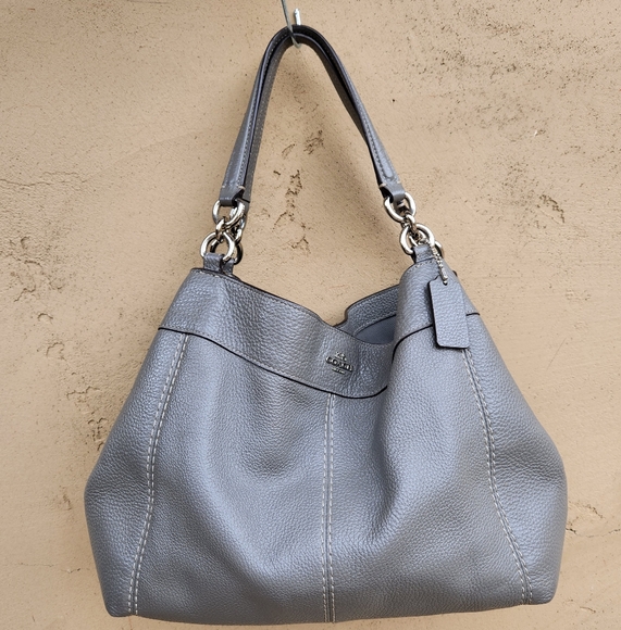Coach Lexy Shoulder Bag - Picture 1 of 13